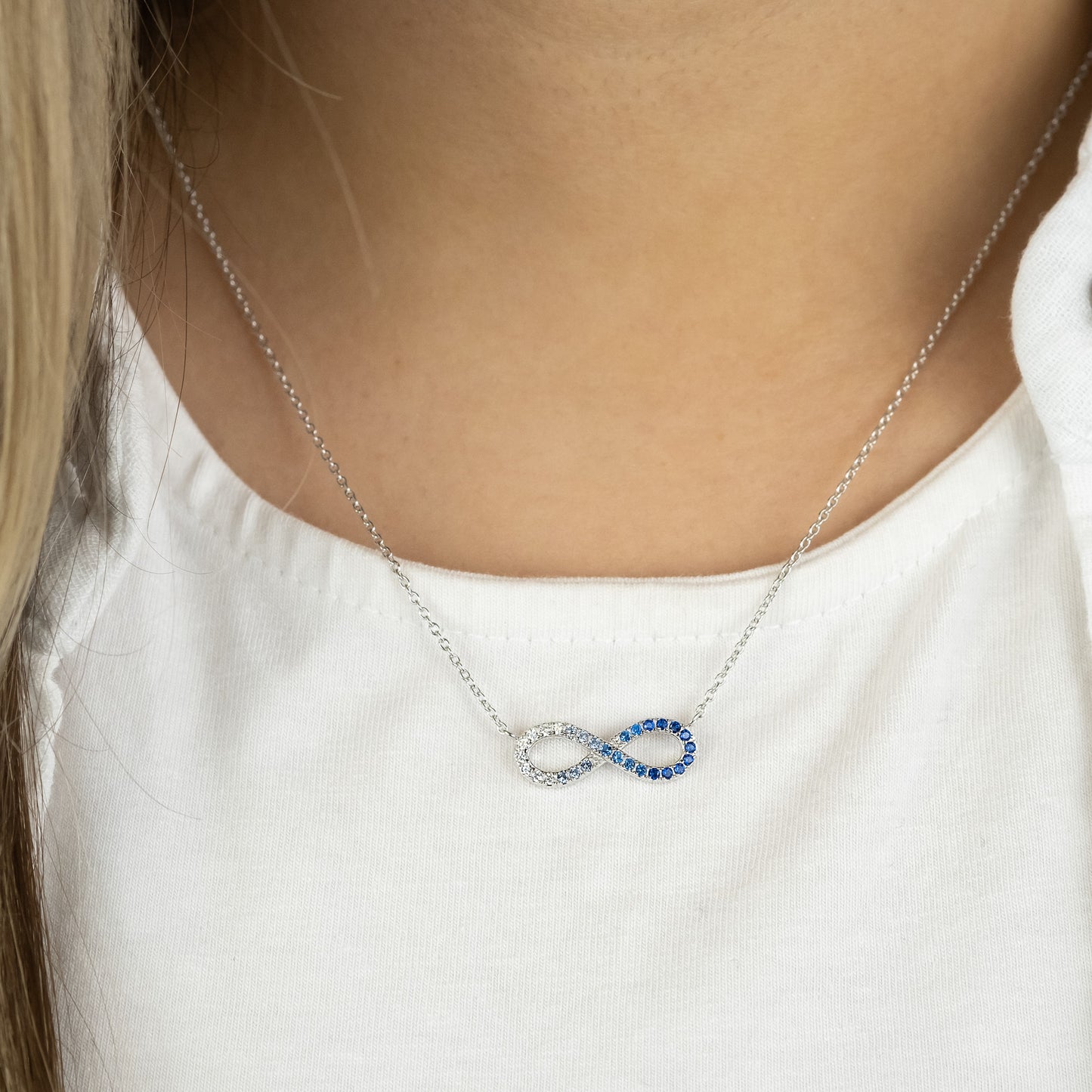 Halskette 925er Silber Infinity mit Zirkonia