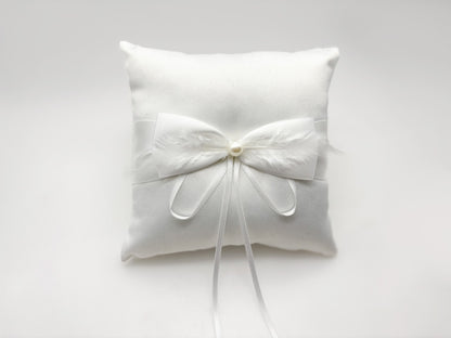 Engelsrufer Ringkissen Love Stories Cremeweiß Satinband Schleife 15x15 cm